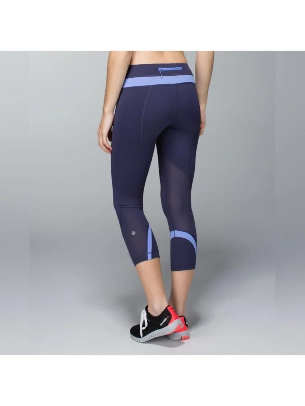 Lululemon Run: Inspire Crop II Cadet Blue / Lullaby